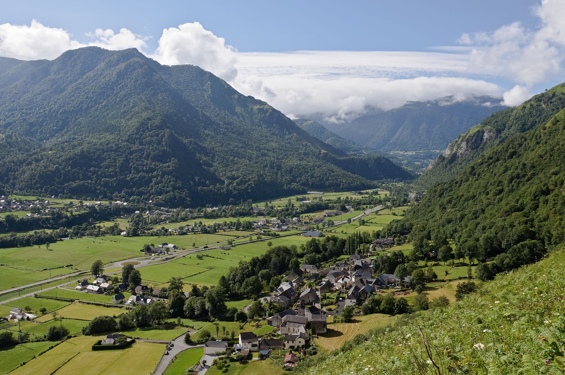 Vallée d'Ossau (Béarn) · sector central francés del libro · foto de Myrabella · CC BY-SA 3.0 vía Wikimedia Commons